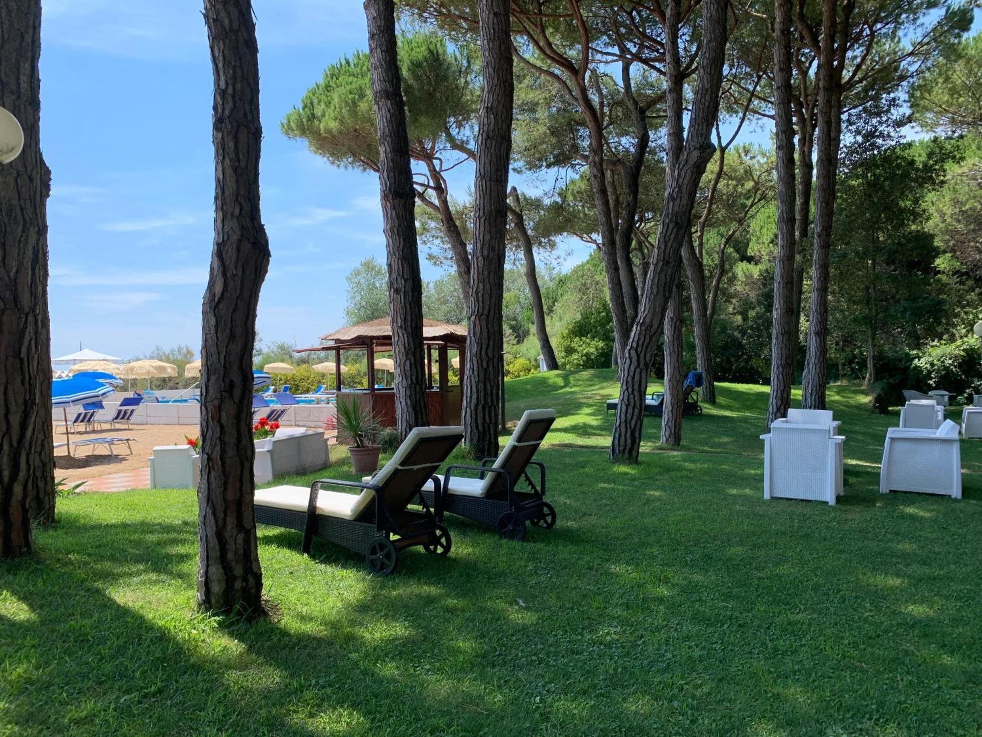 Hotel Beau Rivage Pineta Τζεσόλο Λίντο Εξωτερικό φωτογραφία